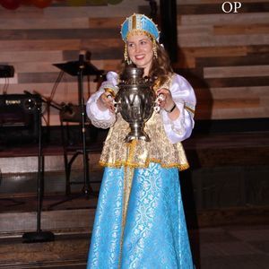 Meet your Posher, Lena